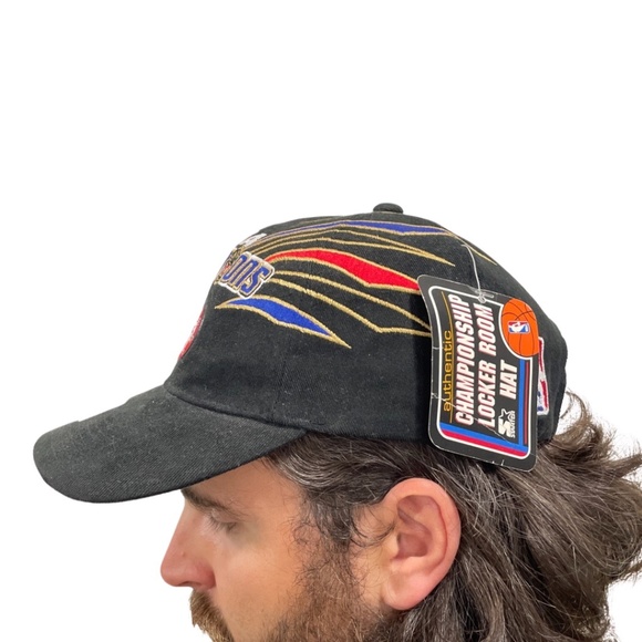 1998 NBA Champions Chicago Bulls Original Starter Snapback Hat in Black - Picture 2 of 9